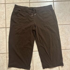Danskin Dark Brown Capri Pants